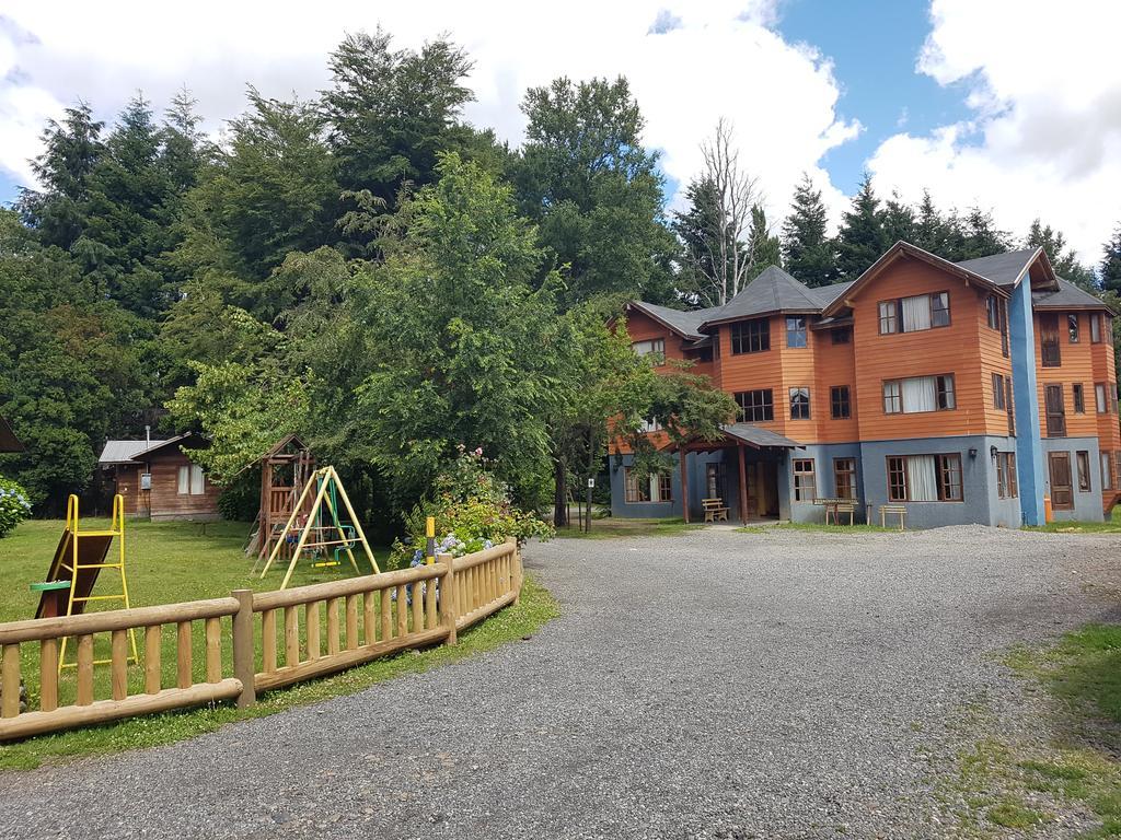 Cabanas Santa Maria Пукон Экстерьер фото